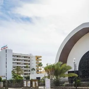 https://yumbo-beach-apartment-perfect-location.in-canary-islands.com